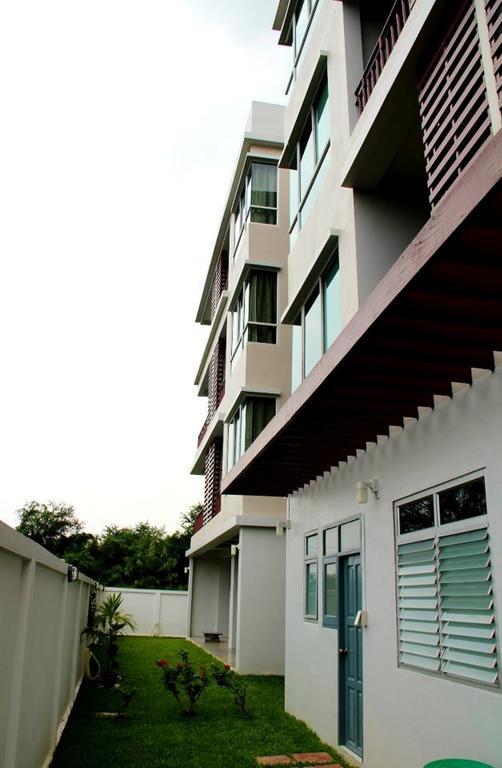 The Meet Green Apartment Bangkok Exterior foto